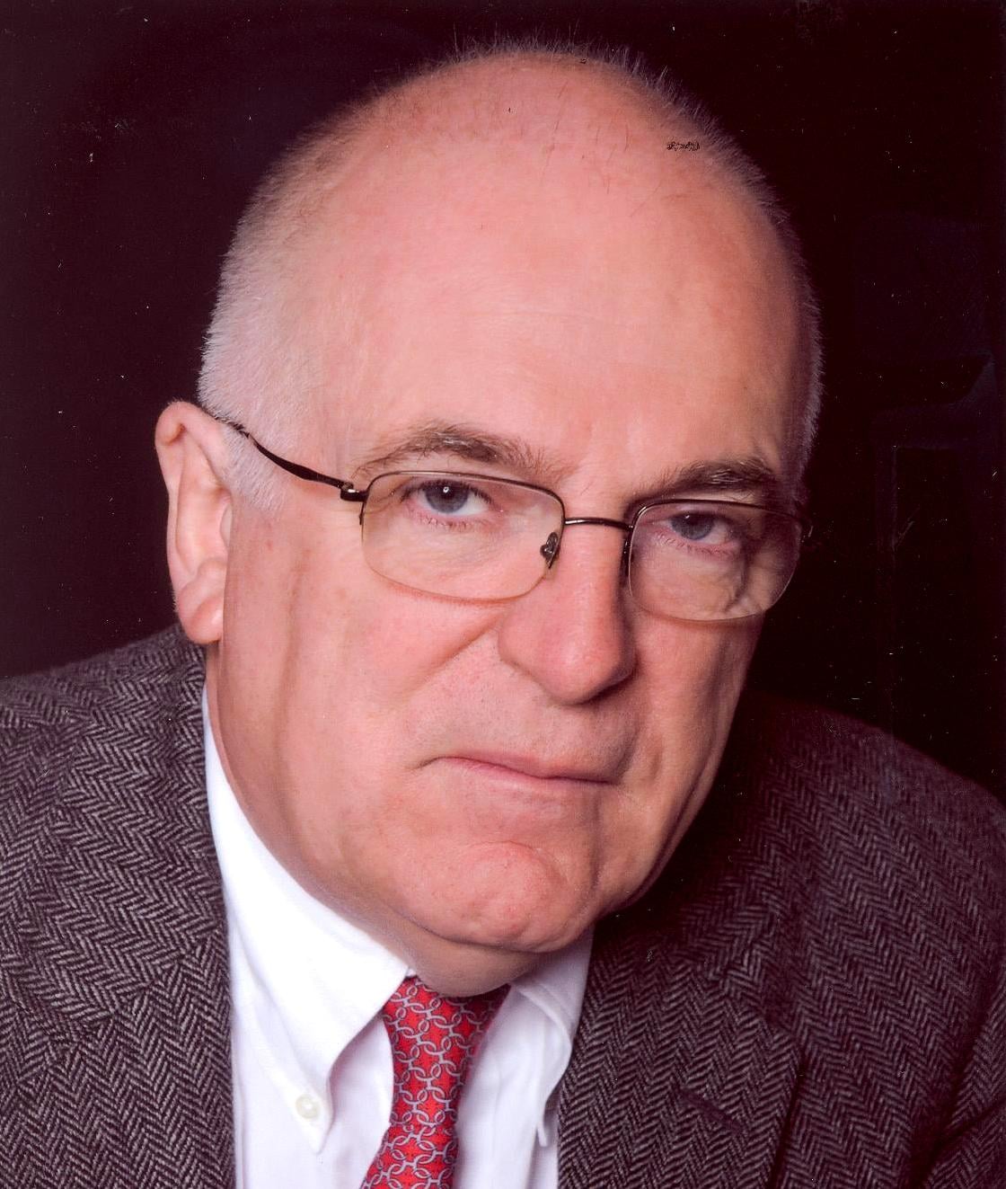 Book Richard Dearlove As Keynote Speaker Chartwell Speakers